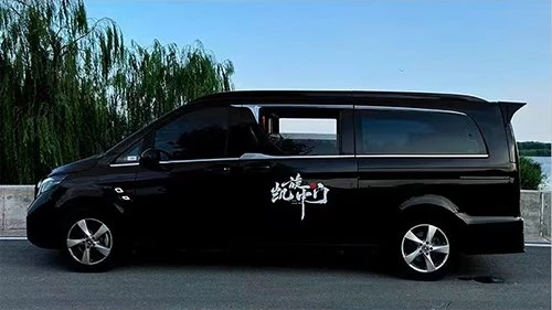 Mercedes-Benz Vito, V260 vehicle modification Triumph middle gate