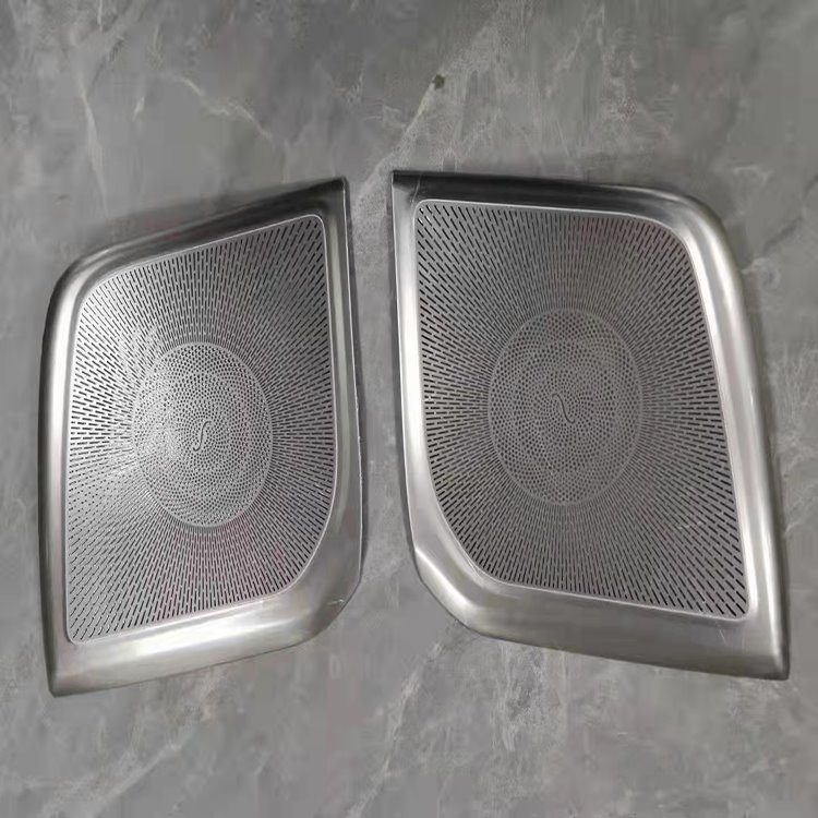 গাড়ির দরজার শব্দ হর্ন কভার