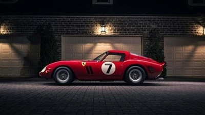 ফেরারি 250 GTO 1962 সালে উত্পাদিত একটি নতুন গাড়ি নিলামের রেকর্ড স্থাপন করে।