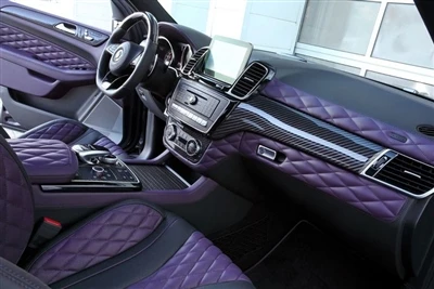 টপকার মডিফাইড মার্সিডিজ AMG GLE 63 কার্বন ফাইবার এবং পার্পল লেদার ইন্টেরিয়র সহ।