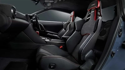 Nissan GT-R আবার নতুন করে ডিজাইন করা হয়েছে। কতক্ষণ R35 বিক্রি করা যাবে?